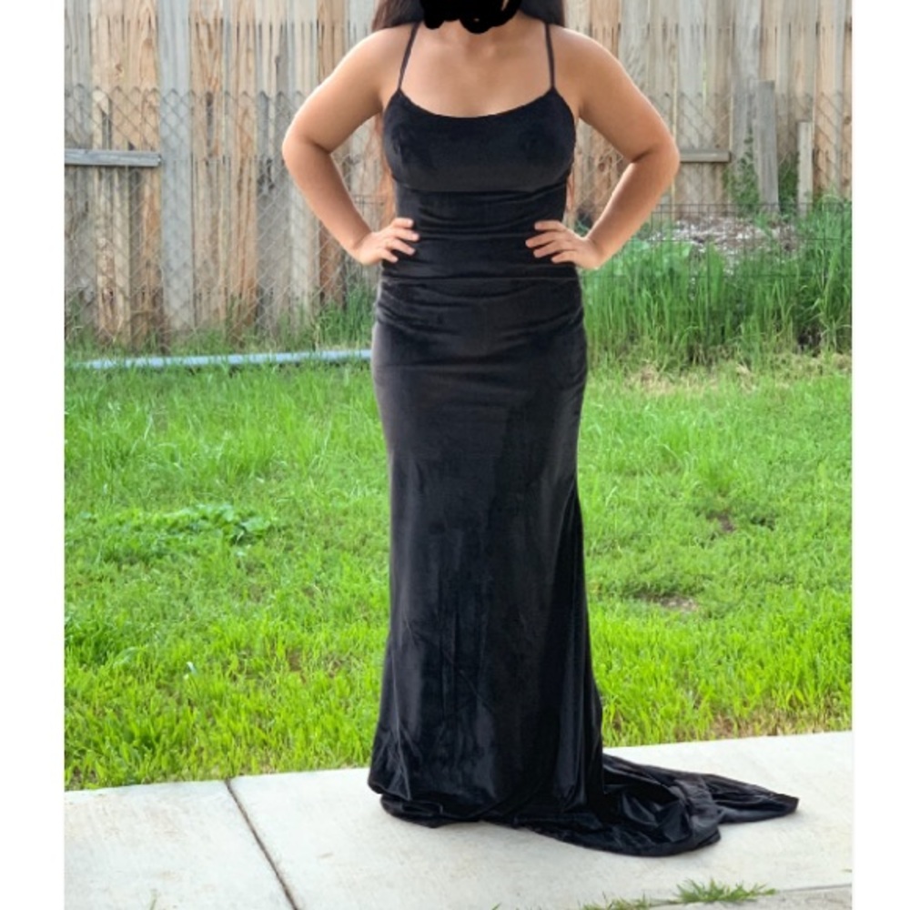 Black Velvet Prom/Formal Dress
